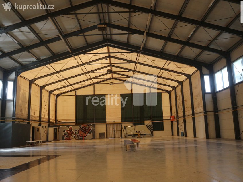 Prodej  skladu 1044 m^2 Jaroňkova, Ostrava 