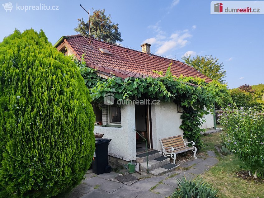 Pronájem  rodinného domu 75 m^2 Na Košíku, Praha 15 