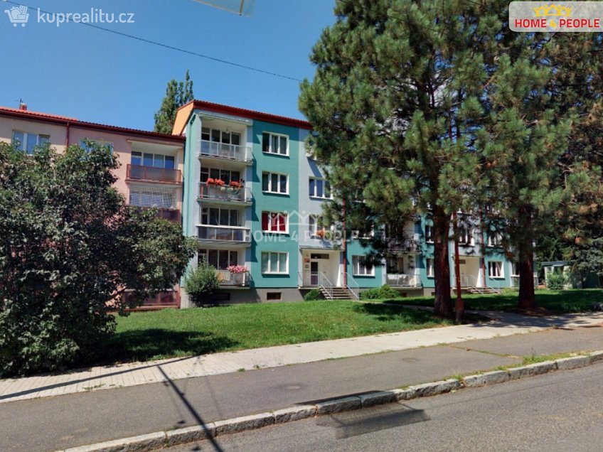 Pronájem bytu 3+1 70 m^2 Libušina, Mariánské Lázně 