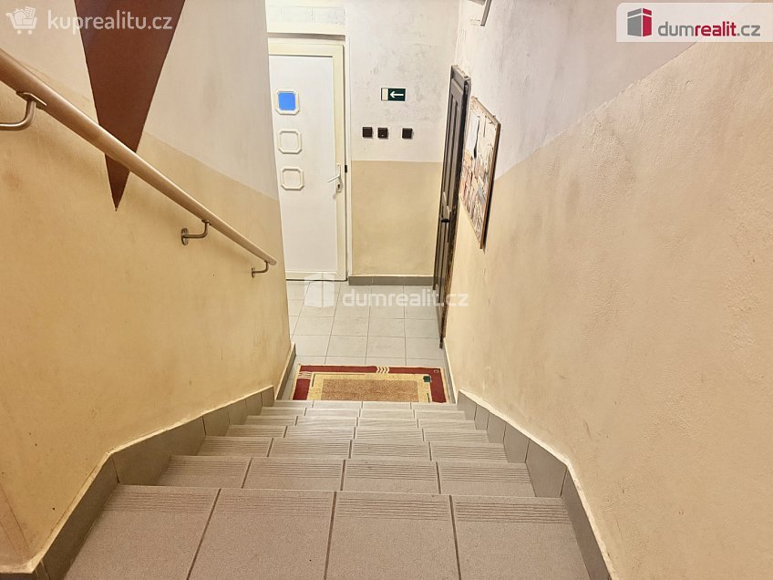 Pronájem bytu 1+1 32 m^2 Trmice, Trmice 