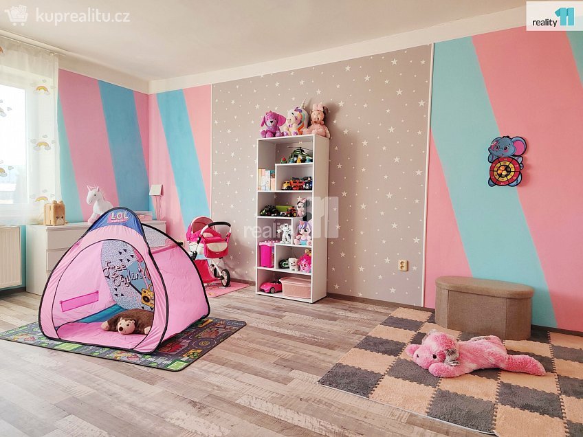 Prodej bytu 5 a více 223 m^2 Chlumec nad Cidlinou, Chlumec nad Cidlinou 