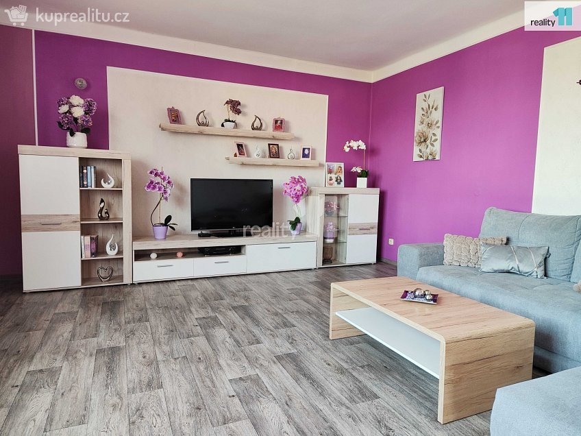 Prodej bytu 5 a více 223 m^2 Chlumec nad Cidlinou, Chlumec nad Cidlinou 