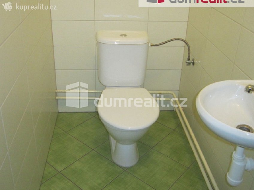 Pronájem  kanceláře 18 m^2 Hrnčířská, Opava 