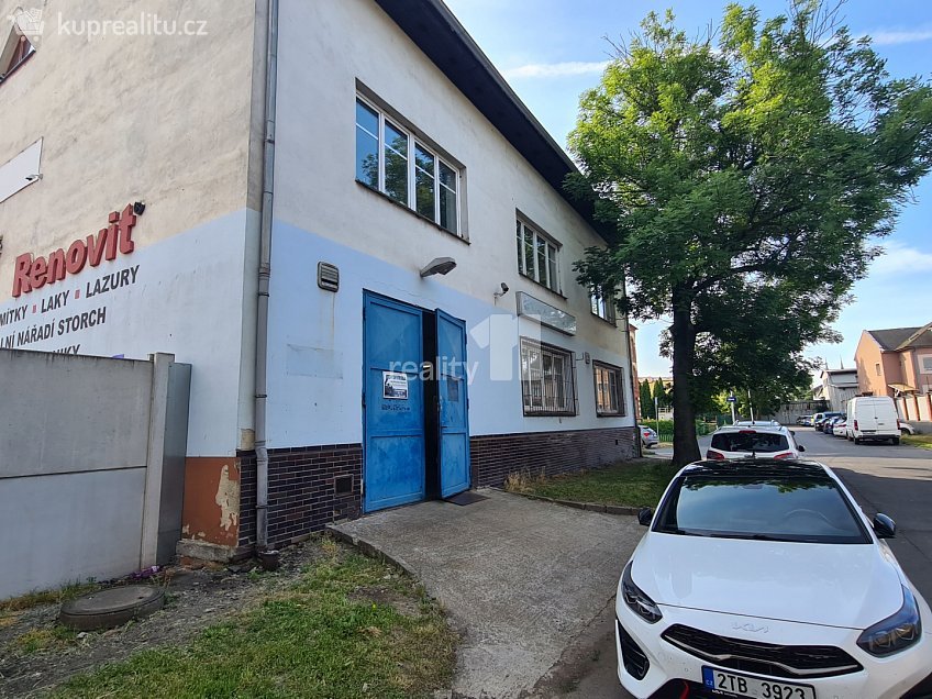 Prodej  komerční reality 1620 m^2 Rovná, Ostrava 