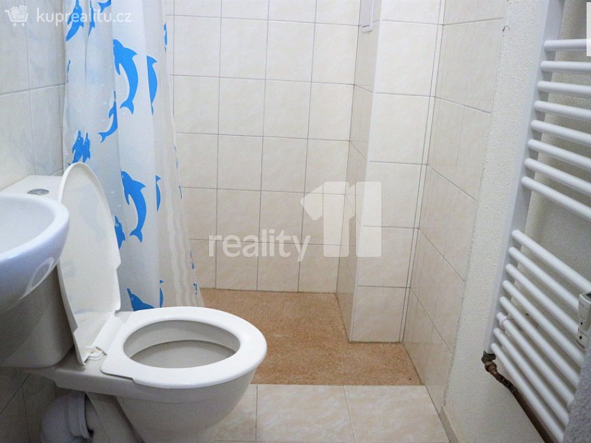 Prodej  činžovního domu 1620 m^2 Rovná, Ostrava 