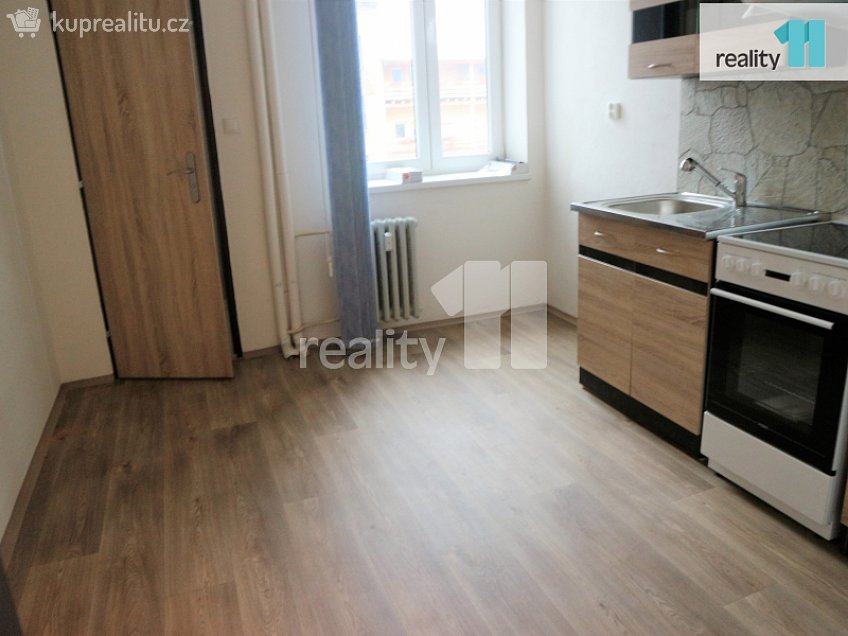 Prodej  činžovního domu 1620 m^2 Rovná, Ostrava 