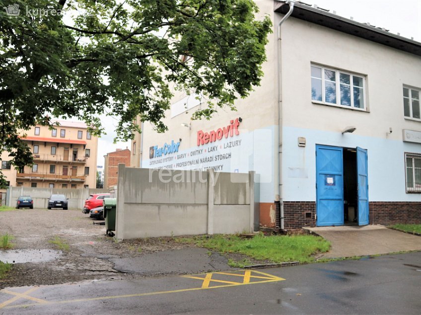 Prodej  činžovního domu 1620 m^2 Rovná, Ostrava 