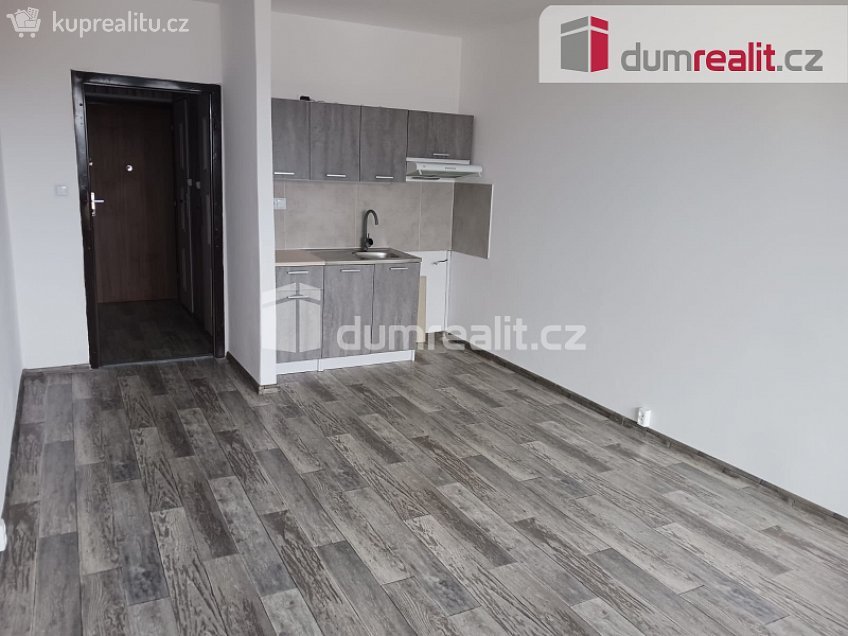 Pronájem bytu 1+kk 29 m^2 Studentská, Karviná 