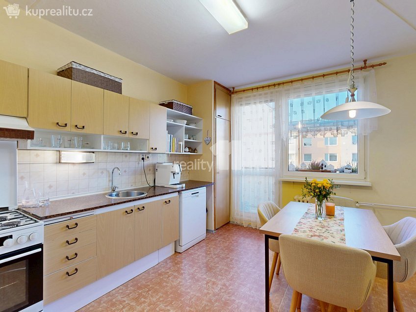 Prodej bytu 3+1 70 m^2 Na Spravedlnosti, Havlíčkův Brod 