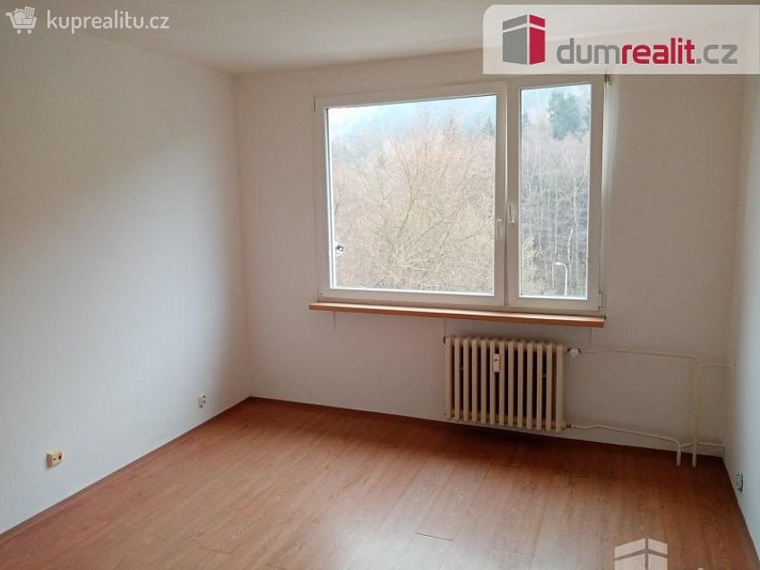 Pronájem bytu 1+1 34 m^2 Gagarinova, Děčín 