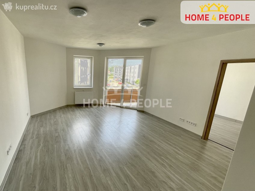 Pronájem bytu 2+kk 69 m^2 U hřiště, Velký Osek 