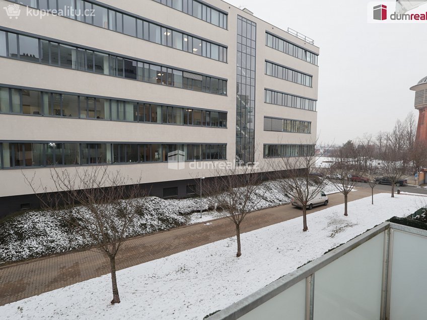 Pronájem bytu 3+kk 78 m^2 Hanusova, Praha 4 
