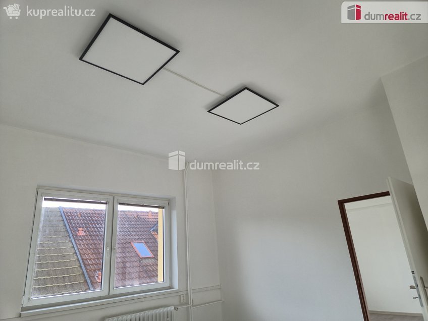 Pronájem  komerční reality 31 m^2 Na Zlaté stoce, České Budějovice 