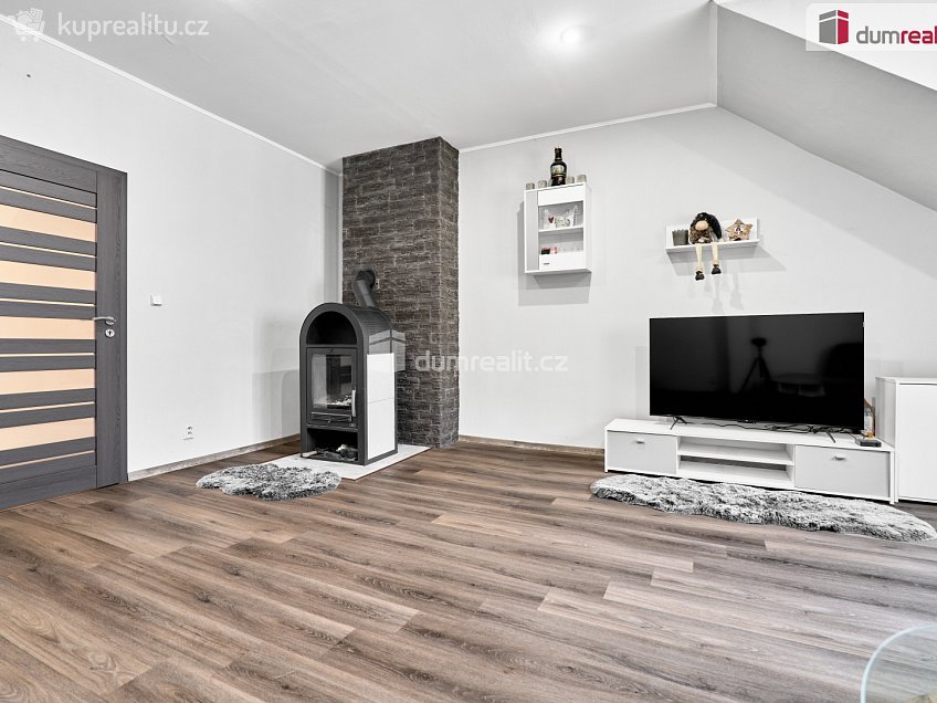 Prodej bytu 3+1 87 m^2 Holečkova, Karlovy Vary 