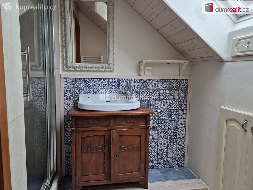Pronájem bytu 2+1 60 m^2 Kamenný Újezd, Kamenný Újezd 