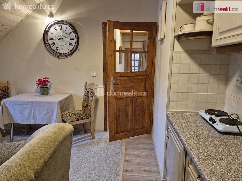 Pronájem bytu 2+1 60 m^2 Kamenný Újezd, Kamenný Újezd 