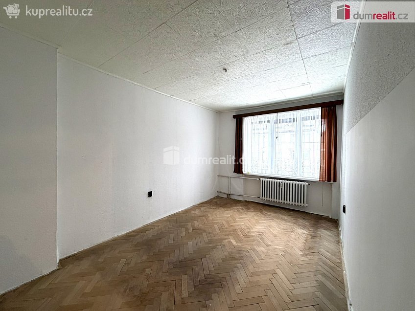 Prodej bytu 2+1 52 m^2 Bukovany, Bukovany 