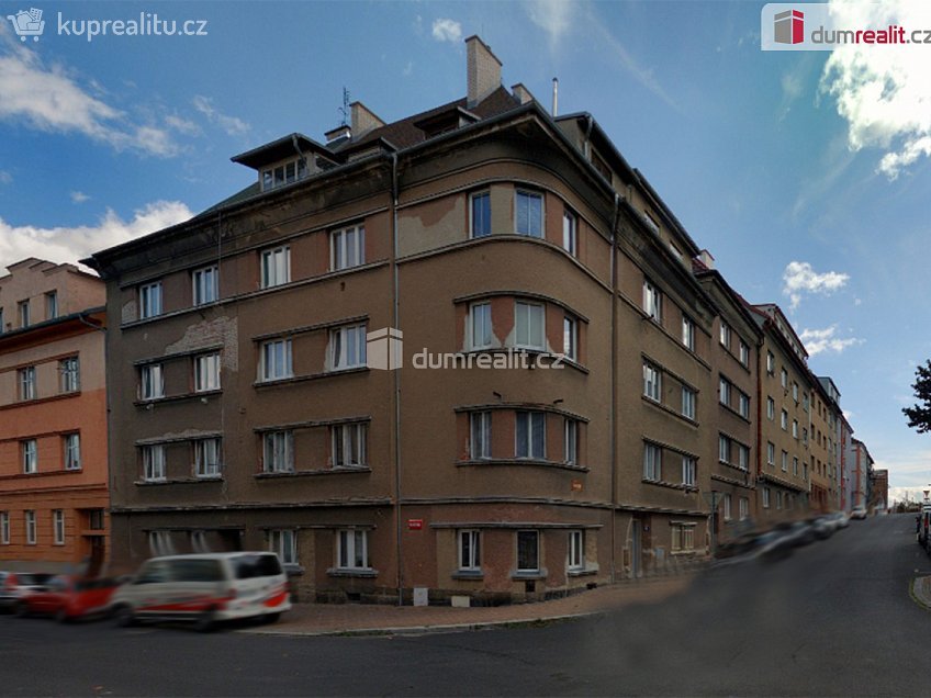 Pronájem bytu 2+1 52 m^2 Hálkova, Cheb 