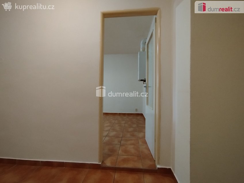 Pronájem bytu 2+1 52 m^2 Hálkova, Cheb 