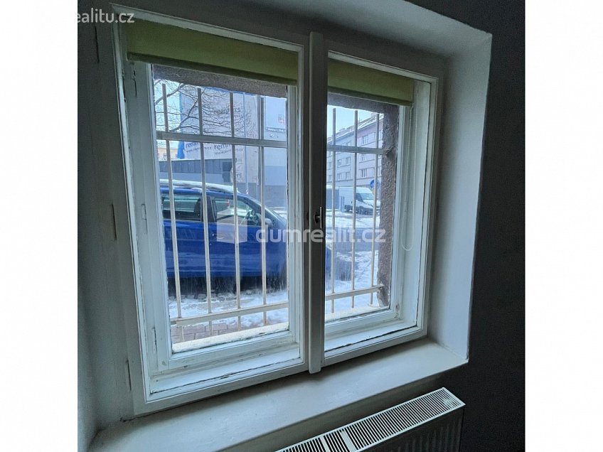 Pronájem bytu 2+1 52 m^2 Hálkova, Cheb 