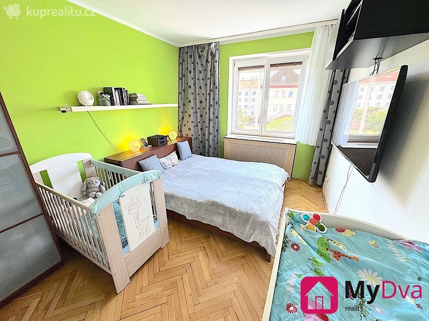 Pronájem bytu 2+1 55 m^2 Smetanova, Znojmo 