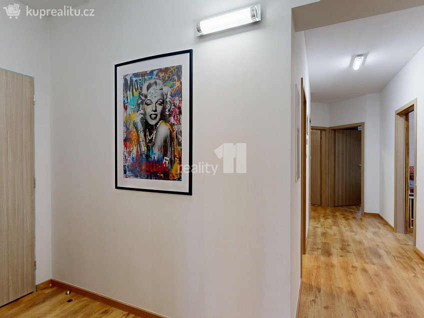 Prodej bytu 4+kk 87 m^2 K Břežanům, Dolní Břežany 