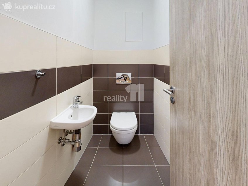 Prodej bytu 4+kk 87 m^2 K Břežanům, Dolní Břežany 