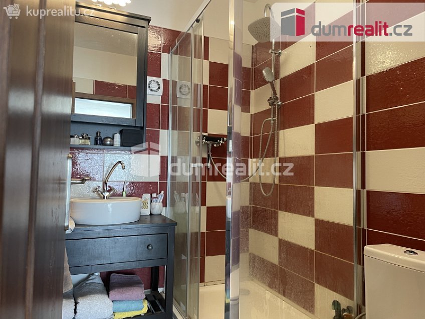 Prodej  rodinného domu 140 m^2 Hradešín, Hradešín 