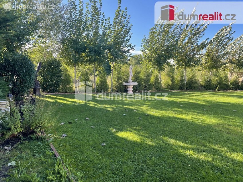 Prodej  rodinného domu 140 m^2 Hradešín, Hradešín 