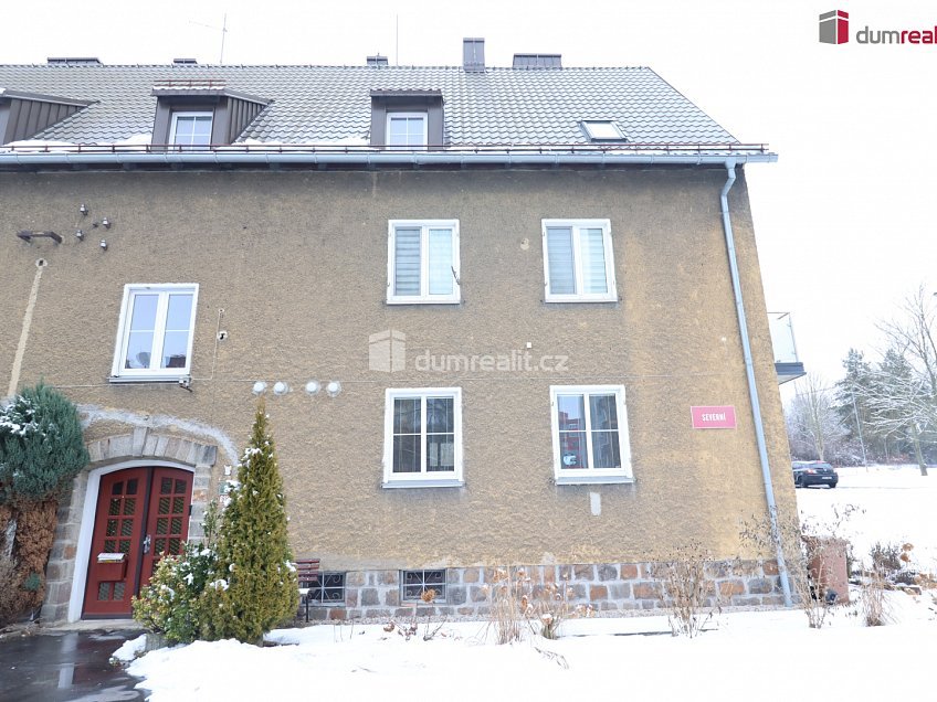 Pronájem  komerční reality 84 m^2 Severní, Karlovy Vary 