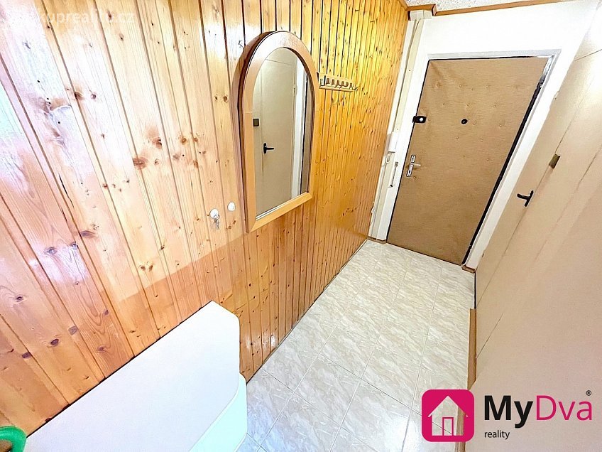 Pronájem bytu 2+1 58 m^2 Pražská, Znojmo 