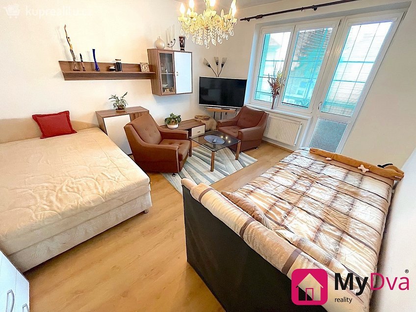 Pronájem bytu 2+kk 48 m^2 Rooseveltova, Znojmo 