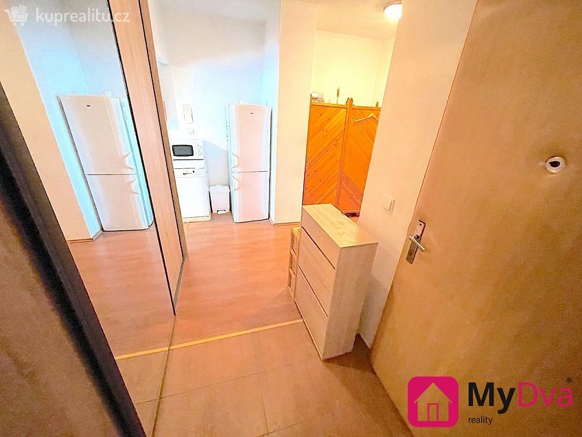 Pronájem bytu 2+kk 48 m^2 Rooseveltova, Znojmo 