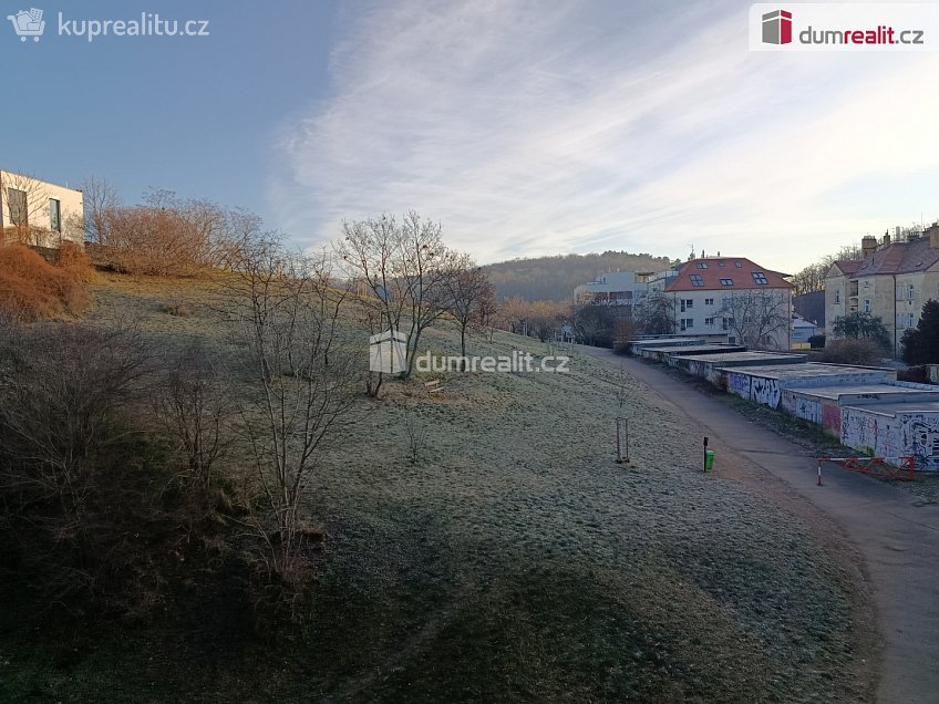 Pronájem bytu 1+kk 23 m^2 Týmlova, Praha 4 