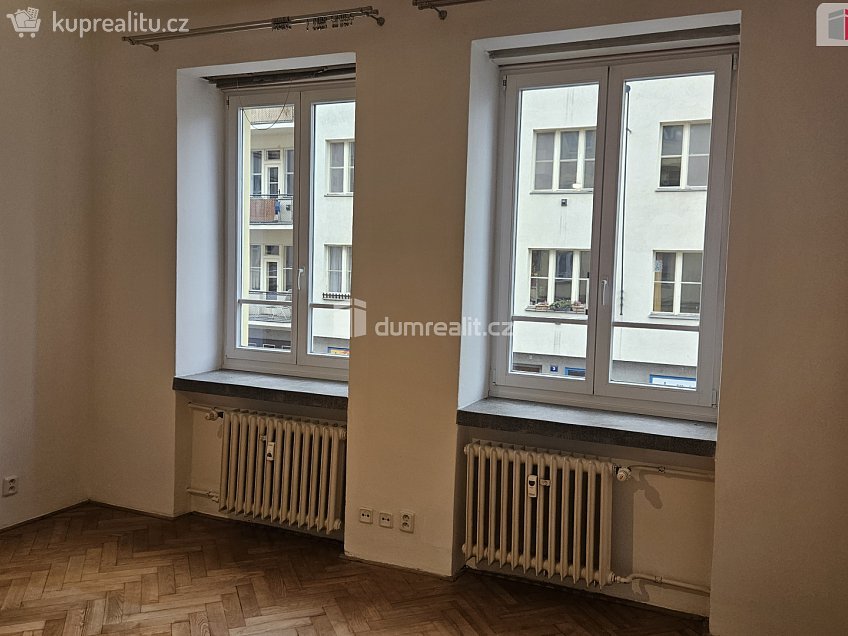 Pronájem bytu 2+kk 53 m^2 Wuchterlova, Praha 6 