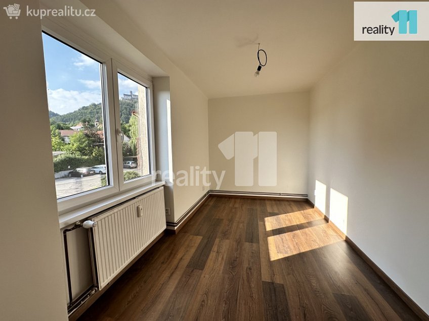 Pronájem bytu 3+1 65 m^2 Bezděz, Bezděz 