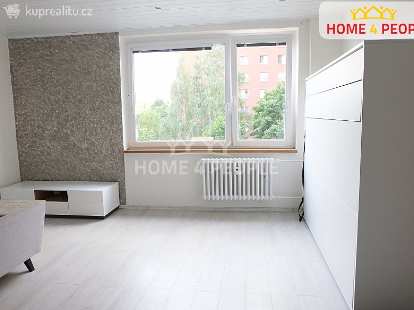 Pronájem bytu 1+kk 30 m^2 Valtická, Brno 