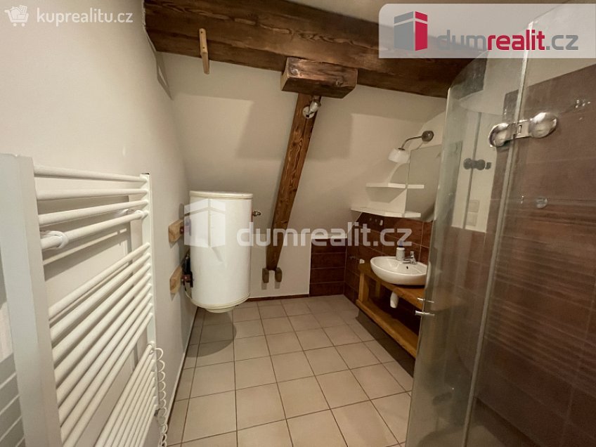 Prodej bytu 1+kk 48 m^2 Nádražní, Krnov 