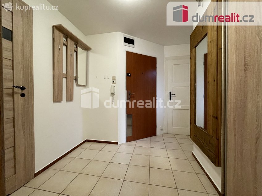 Prodej bytu 1+kk 48 m^2 Nádražní, Krnov 