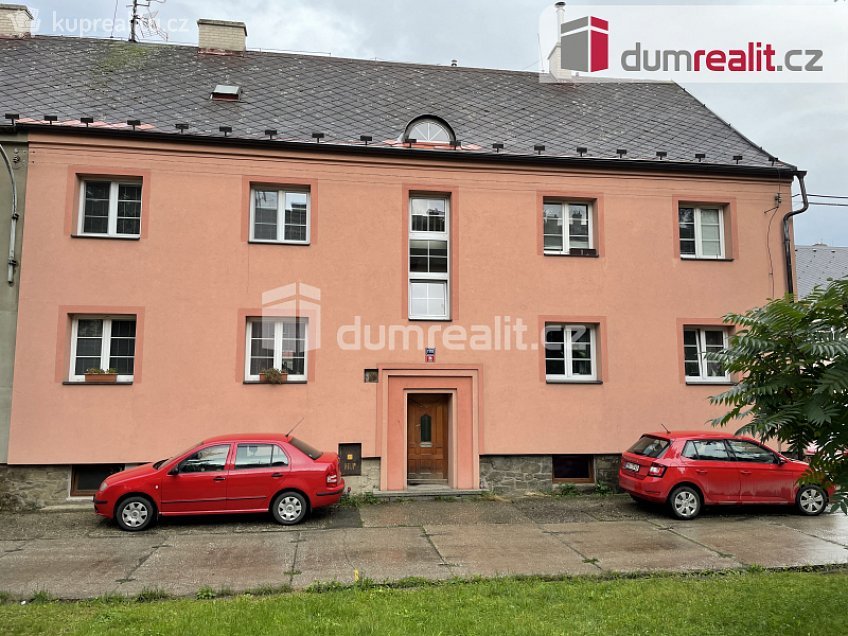 Prodej bytu 1+kk 48 m^2 Nádražní, Krnov 