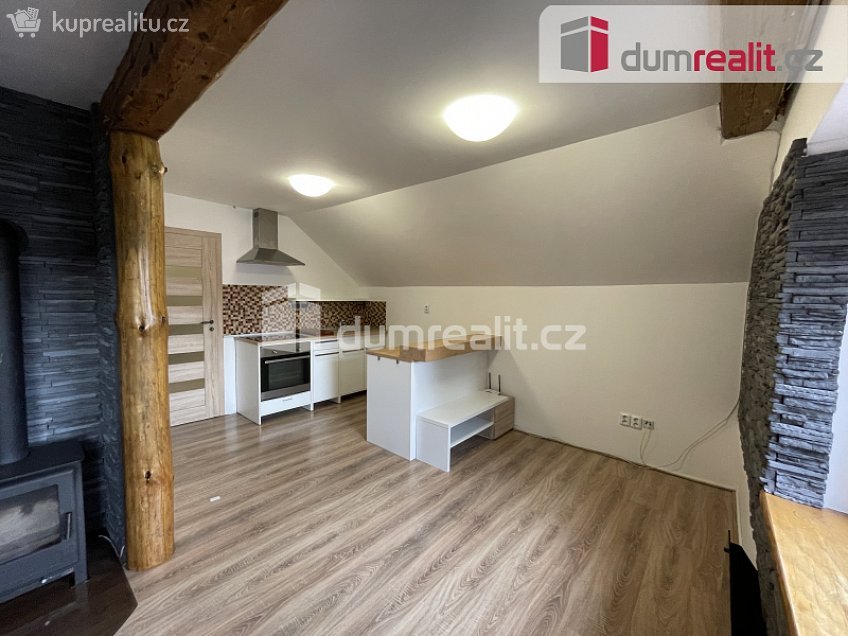 Prodej bytu 1+kk 48 m^2 Nádražní, Krnov 