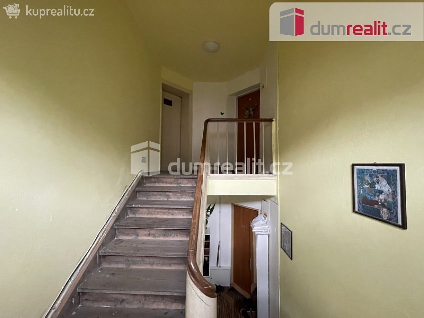 Prodej bytu 1+kk 48 m^2 Nádražní, Krnov 