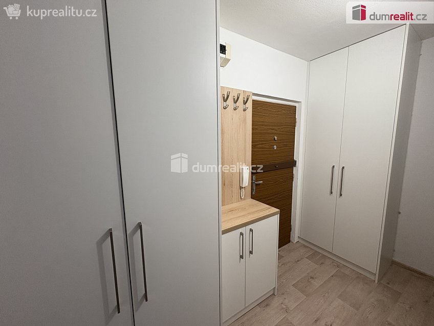 Pronájem bytu 2+kk 41 m^2 Nádražní, Příbram 