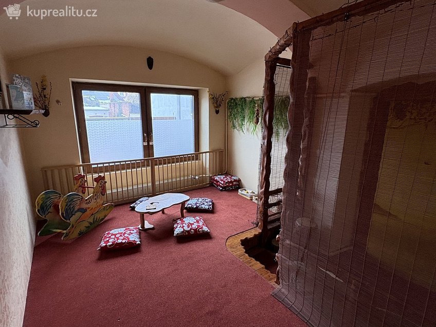 Pronájem  komerční reality 80 m^2 Pražská, Mimoň 