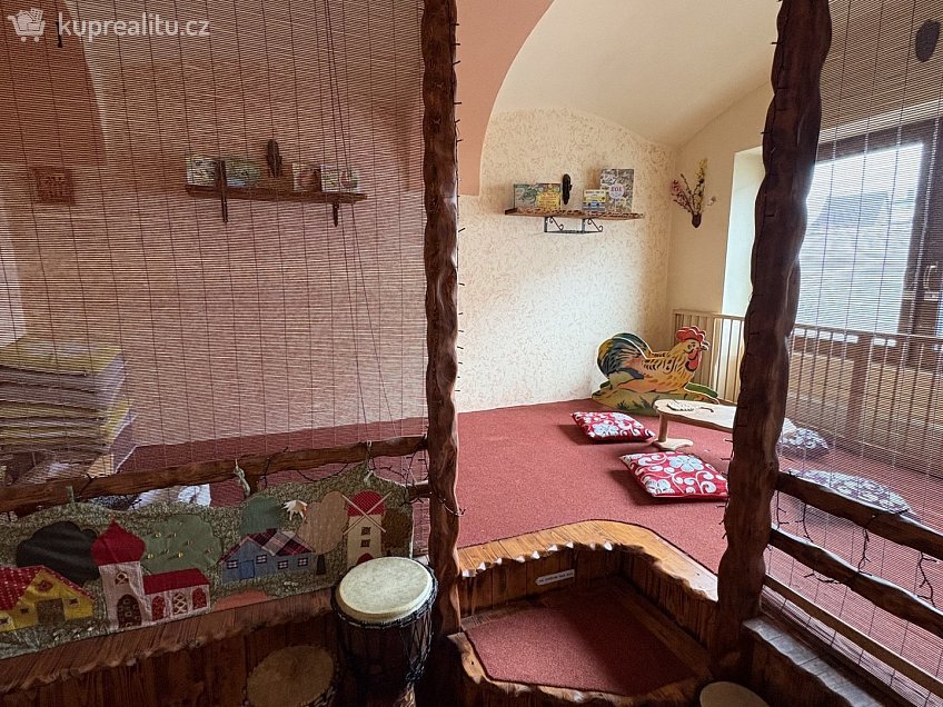 Pronájem  komerční reality 80 m^2 Pražská, Mimoň 