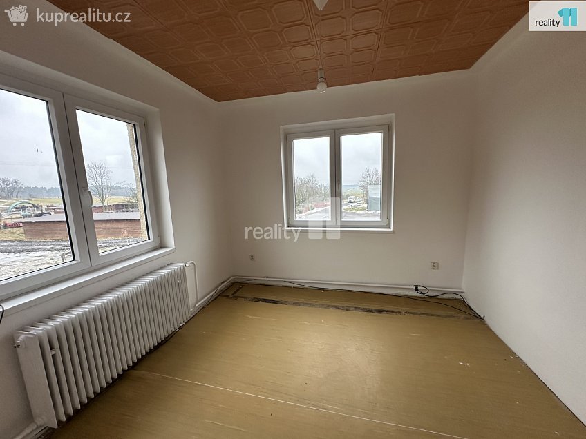 Pronájem bytu 4+kk 85 m^2 Bezděz, Bezděz 