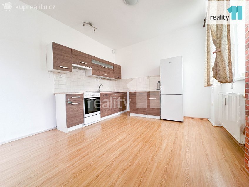 Prodej bytu 2+kk 48 m^2 Wolkerova, Hulín 