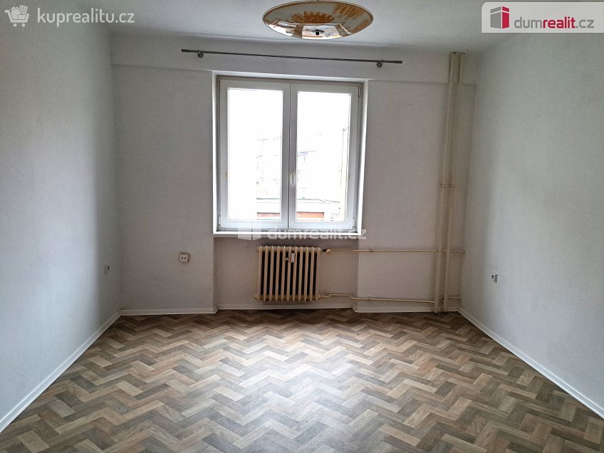 Pronájem bytu 2+1 54 m^2 Na Pile, Ústí nad Labem 