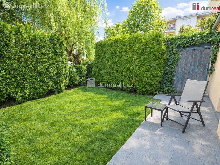 Prodej bytu 3+kk 82 m^2 Pelzova, Praha-Zbraslav 