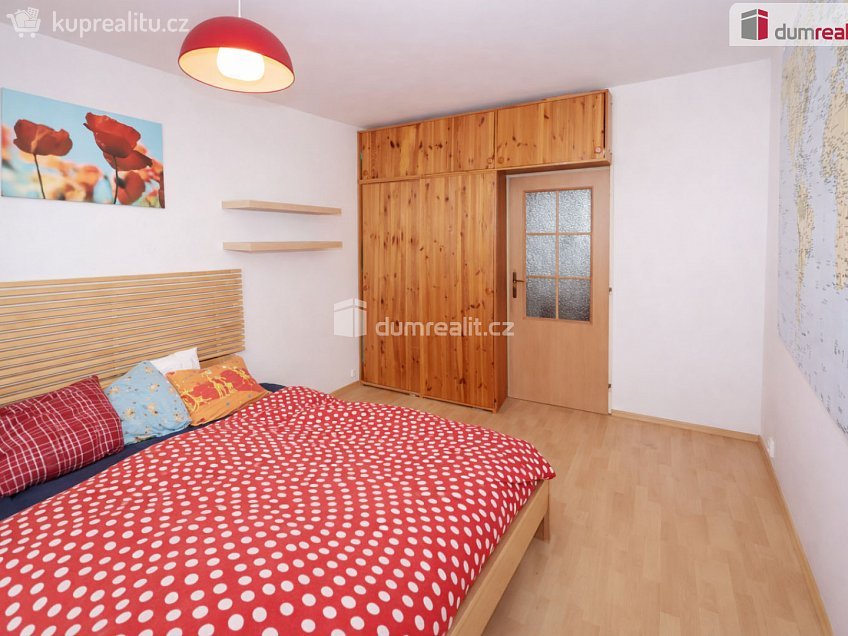 Prodej bytu 3+kk 82 m^2 Pelzova, Praha-Zbraslav 